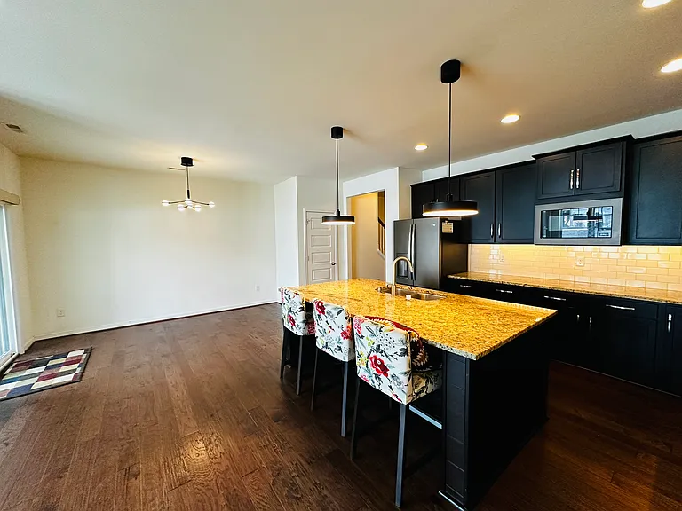 5604 Benoni Ct — Photo 5