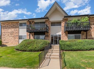 2B Kingery Quarter APT 207, Willowbrook, IL 60527