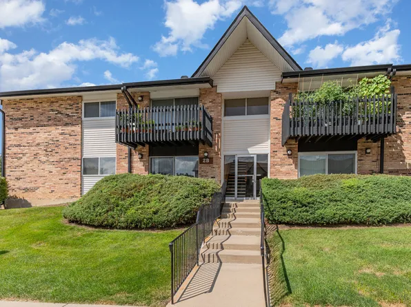 2B Kingery Quarter APT 207, Willowbrook, IL 60527