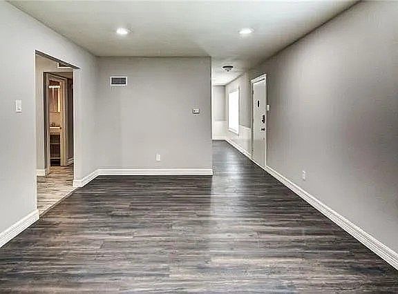 3rd image of 1201 Quill Dr