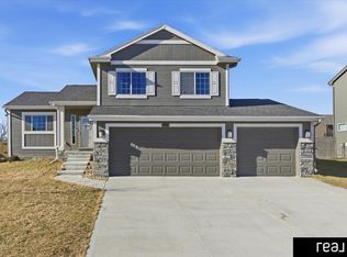 15014 S 19th St, Bellevue, NE 68123