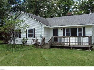 15166 White Rd, Middlefield, OH 44062