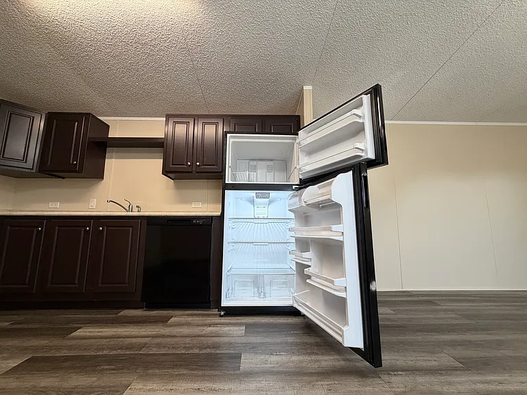 709 N Collins Fwy #47 — Photo 4