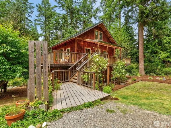73 Middlepoint Road, Port Townsend, WA 98368