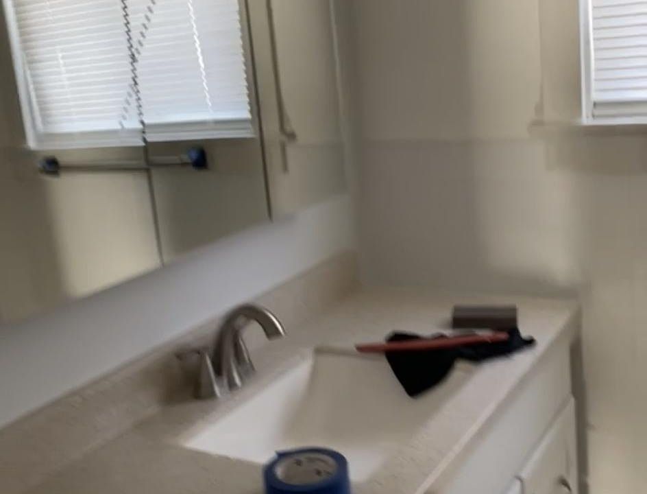 2nd image of 606 Main St