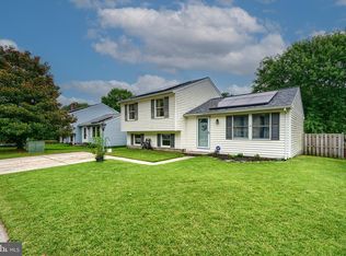 12 Freedom Ct, Baltimore, MD 21220