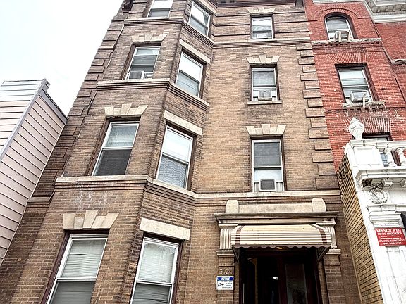 2nd image of 3025 Kennedy Blvd