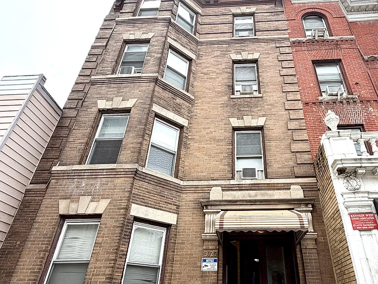 3025 Kennedy Blvd — Photo 2