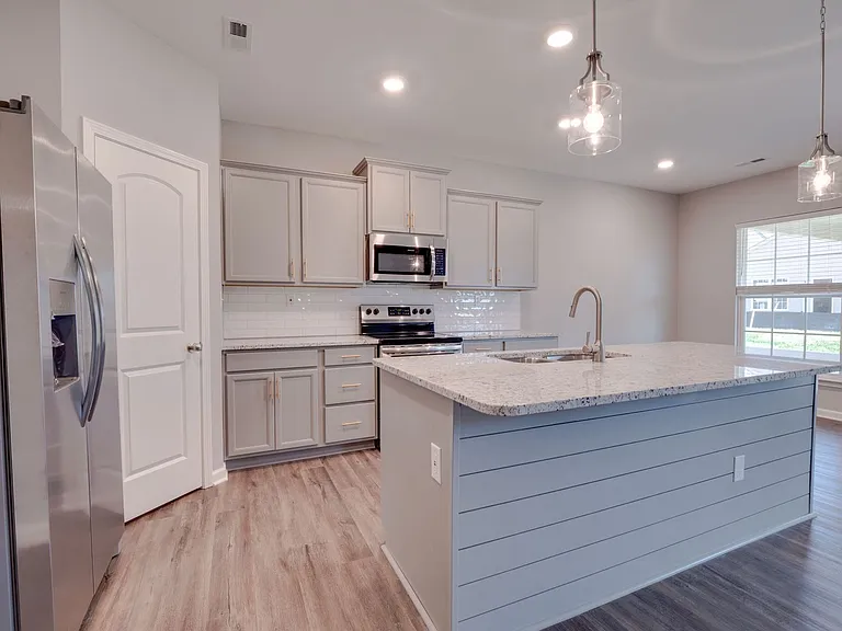 1152 Marlena Ln — Photo 23