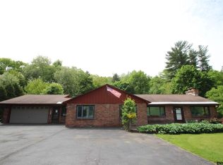 68 Glenridge Rd, Glenville, NY 12302