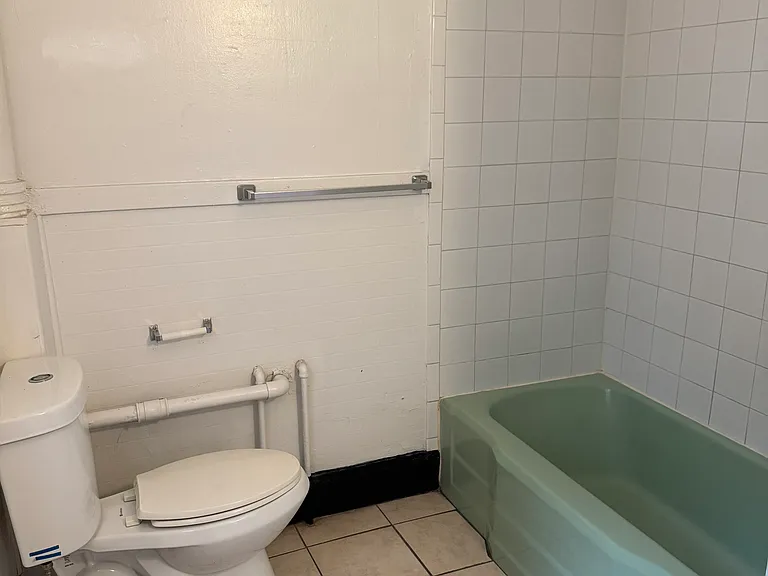 607 E Louisiana Ave #1 — Photo 12