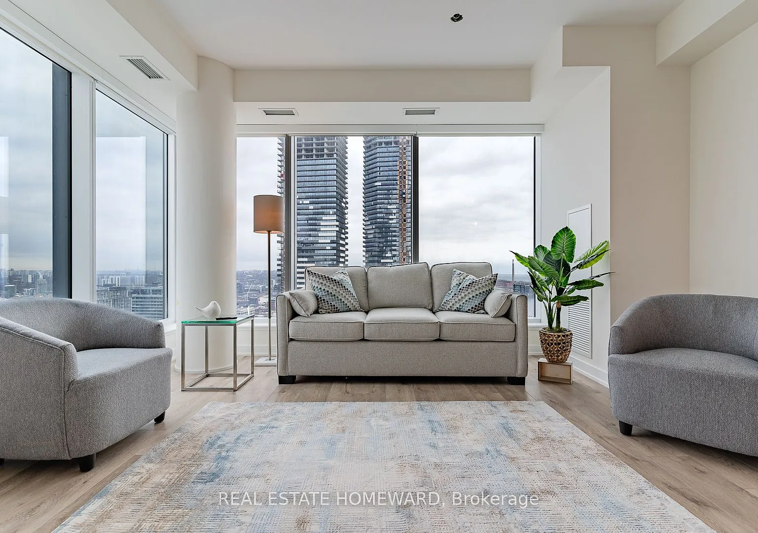 2 bed, $4,400 — Photo 3