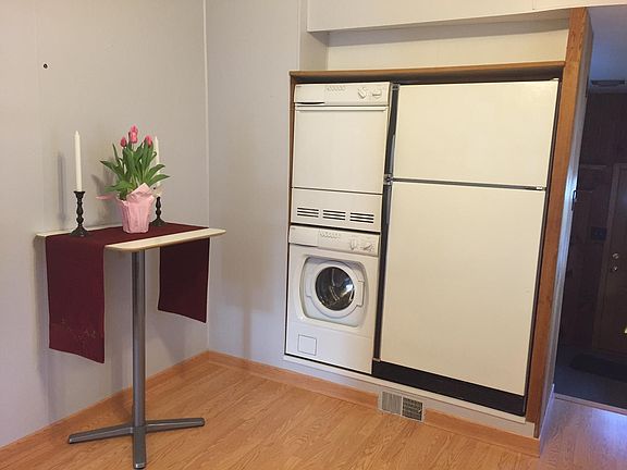 Included laundry is in kitchen