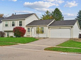 434 Hunters Way, Fox River Grove, IL 60021