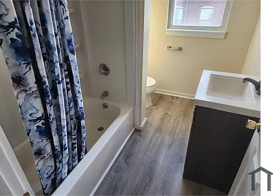 228 Smith St — Photo 3