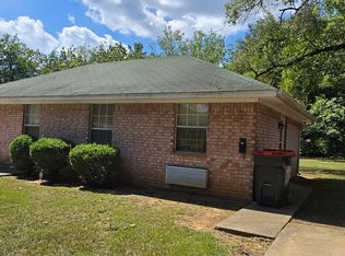 734 8th St SE, Paris, TX 75460