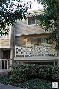 5th image of 21954 Belshire Ave