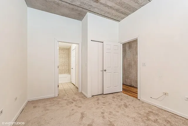 630 N Franklin St #702 — Photo 7