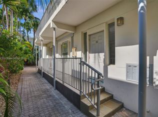 1622 Bay Rd, Miami Beach, FL 33139
