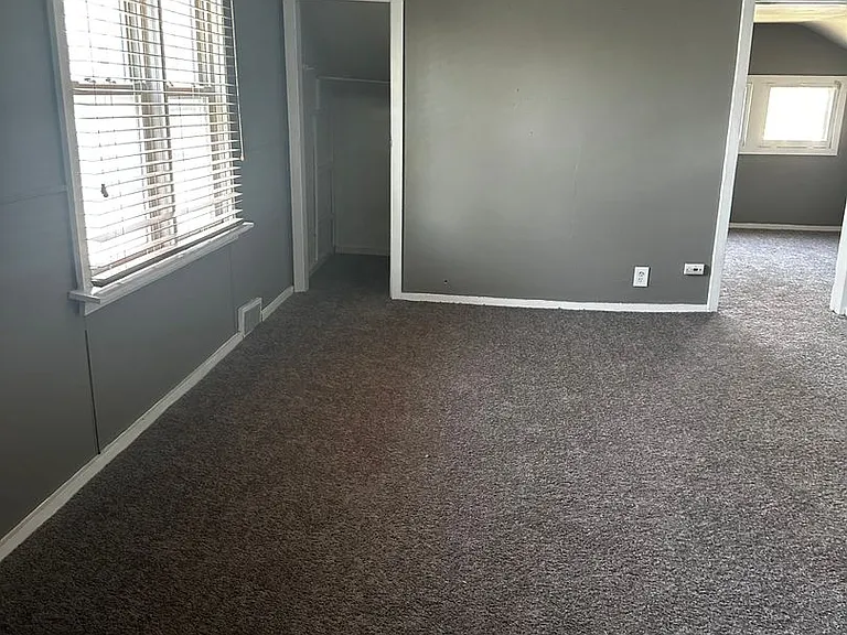 218 Academy — Photo 3