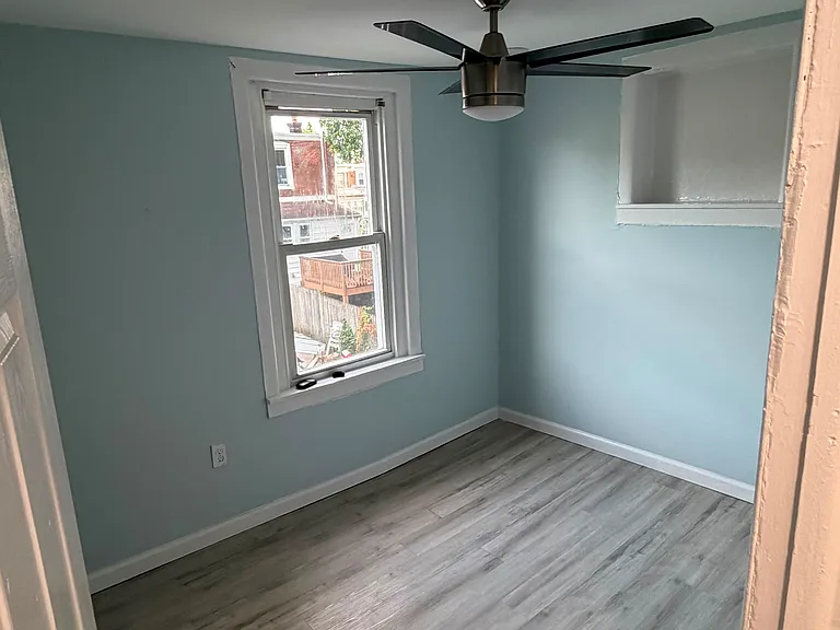 112 Staley Ave — Photo 22