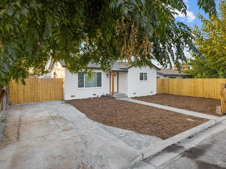 1406 W Roosevelt Ave — Photo 7