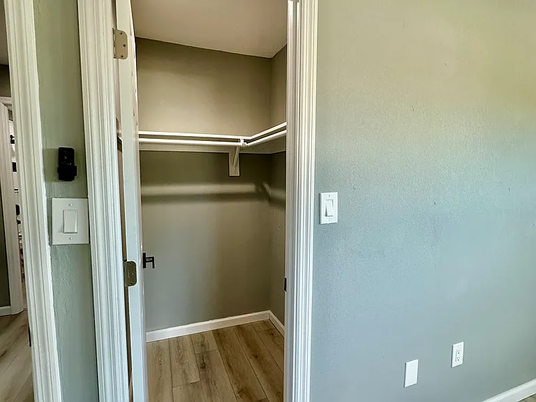 460 Base Ave E #129 — Photo 15