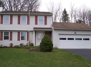 23 Clearview Dr, Spencerport, NY 14559