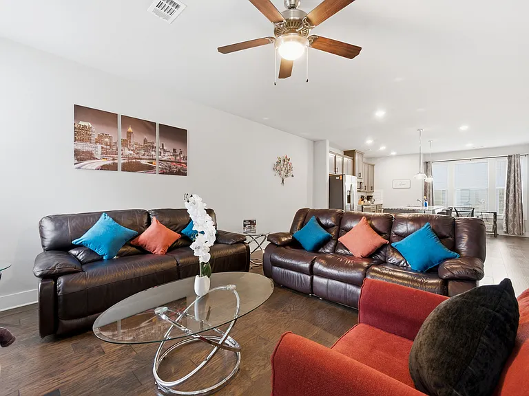 4762 Sampson Ct — Photo 30