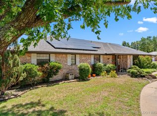 646 Clark Rd, Bartlesville, OK 74006