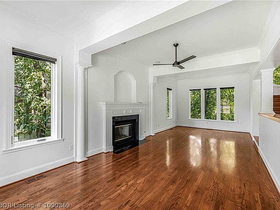 2nd image of 2401 Skye Rd