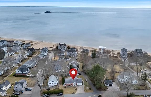 5th image of 92 Grove Beach Rd S