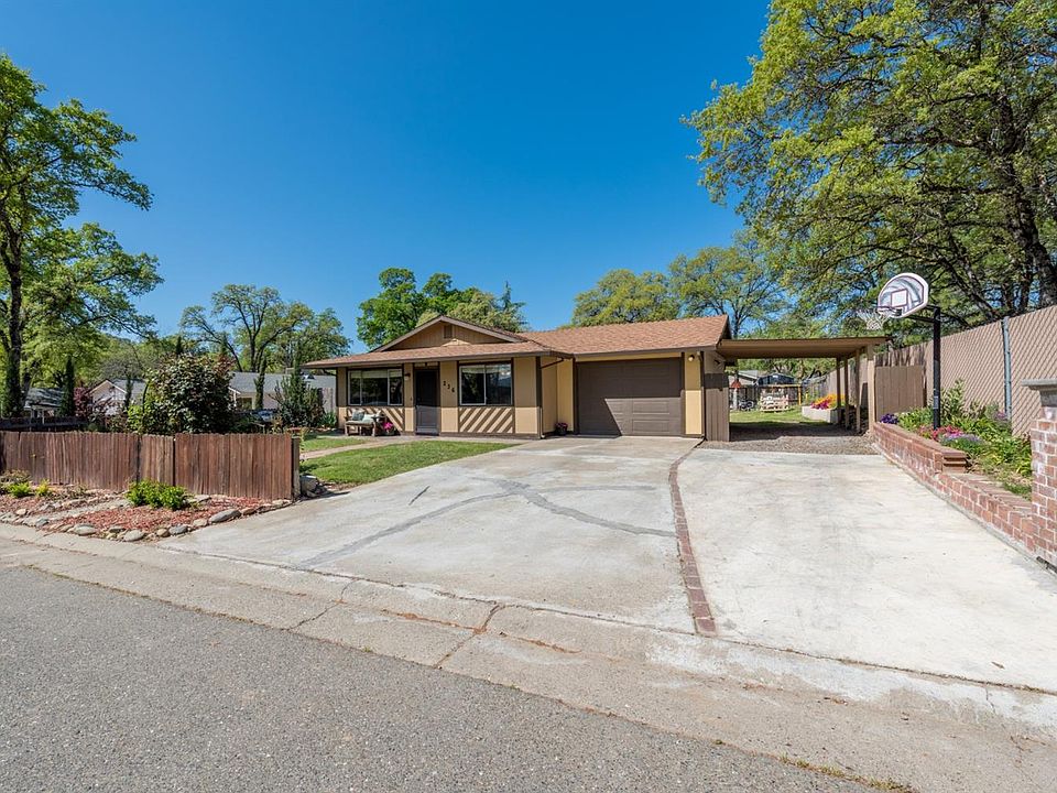 1st image of 236 Centaur Dr