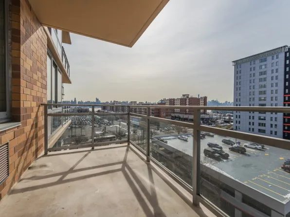 801 Hudson Park #801, Edgewater, NJ 07020