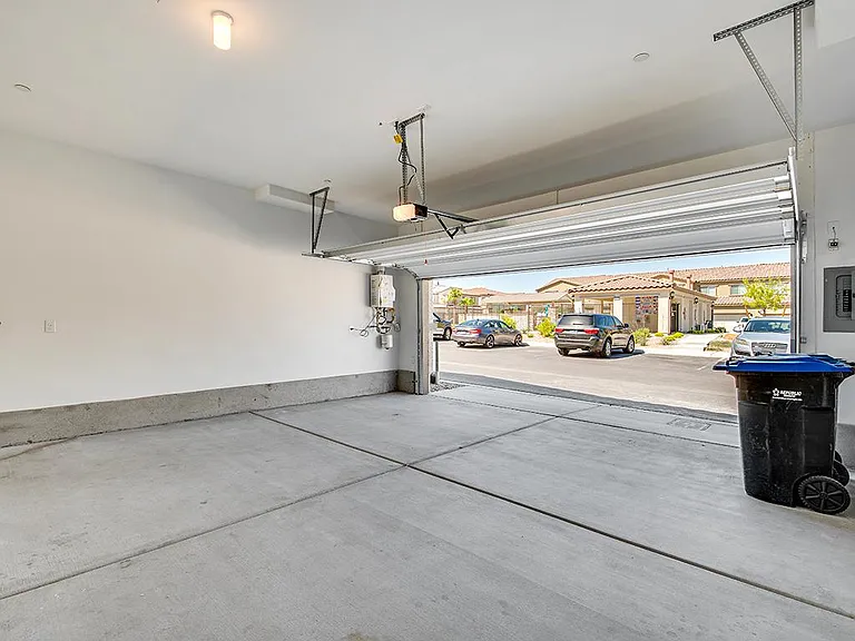 6238 Mavora Lakes St — Photo 44