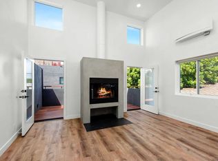 667 Brooks Ave APT 3, Venice, CA 90291