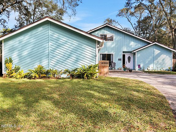 3rd image of 13591 TARRASA Court E