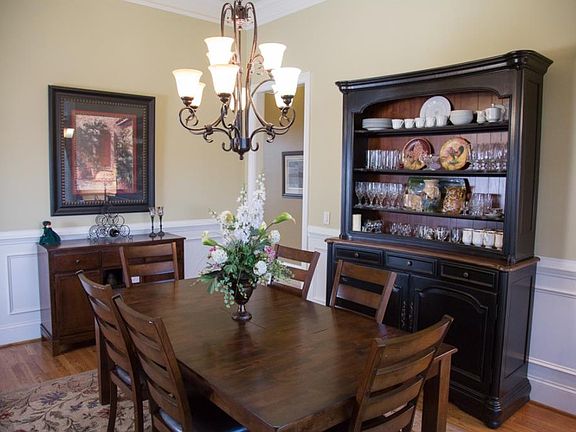 5th image of 140 Black Oak Ln