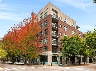 820 NW 12th Ave APT 518, Portland, OR 97209