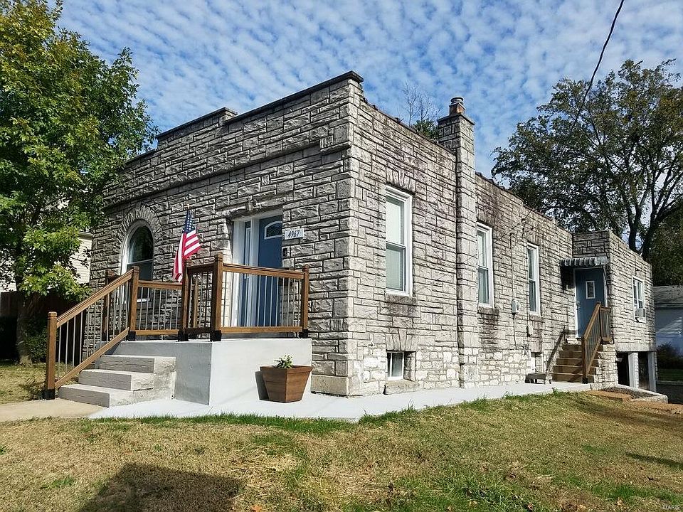 1st image of 4967 Seibert Ave