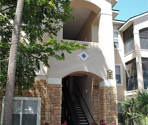 2nd image of 940 Village Trl Unit 2-108
