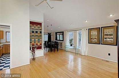 4th image of 5100 Willowmeade Dr