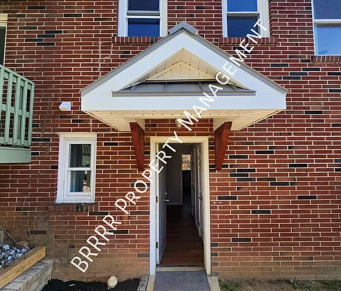 3157 Santee Rd #1 — Photo 4