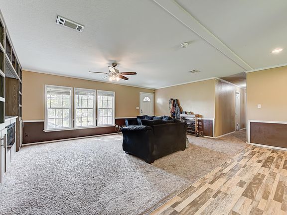 2nd image of 10785 PARK LN