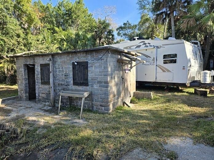 2nd image of Xx Ben Willis Rd