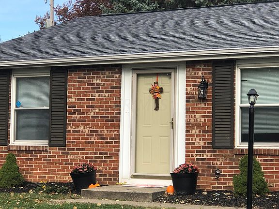 2nd image of 2280 E Kilbourne Ave