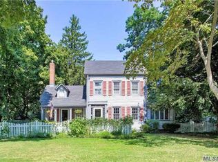 87 Old Post Rd, East Setauket, NY 11733