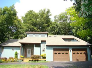150 Hickory Ln, Wytheville, VA 24382