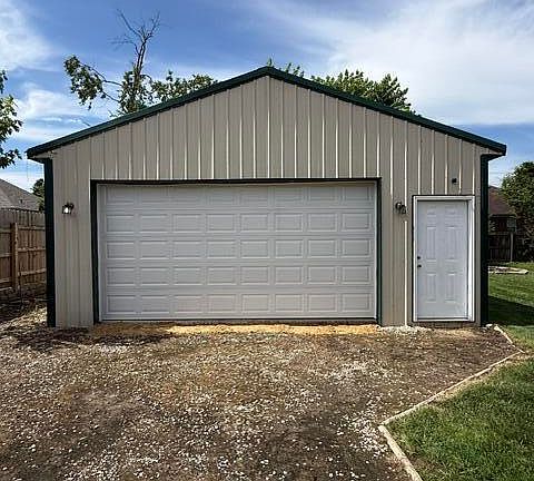 2nd image of 157 Winchester Dr