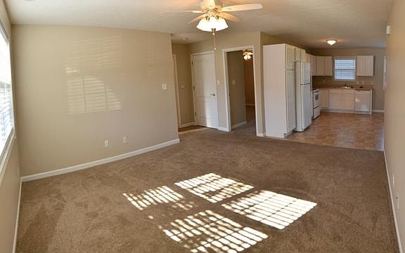 3rd image of 3201 Zeller Ave